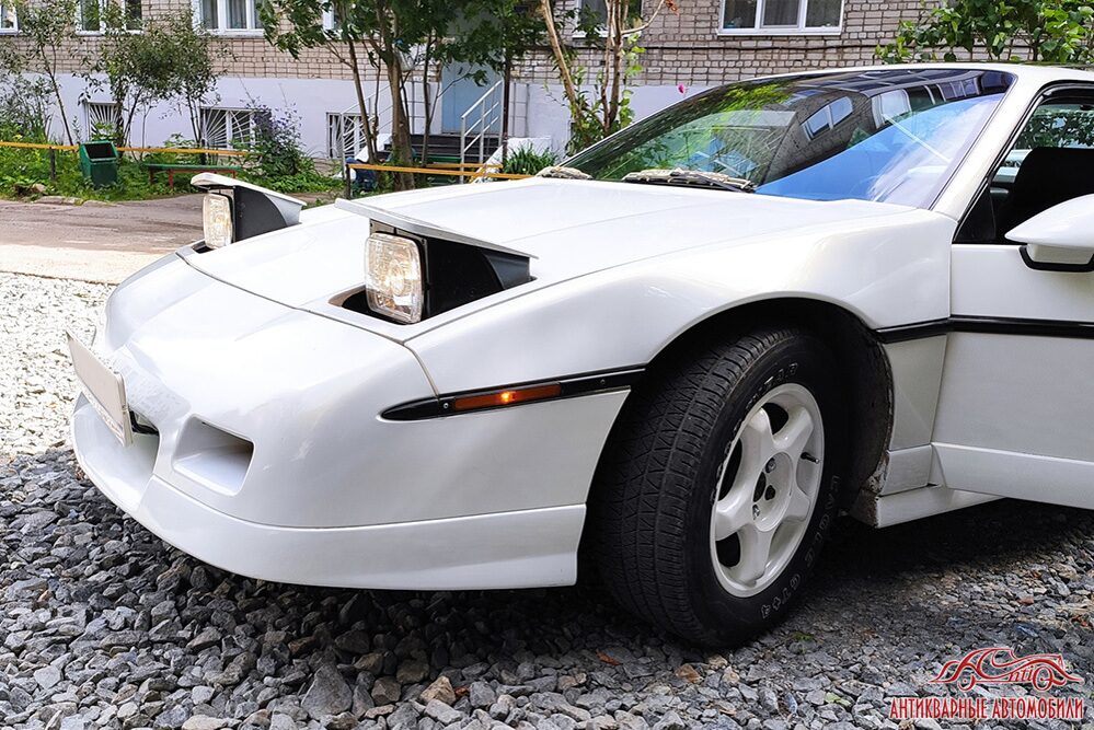    Pontiac Fiero