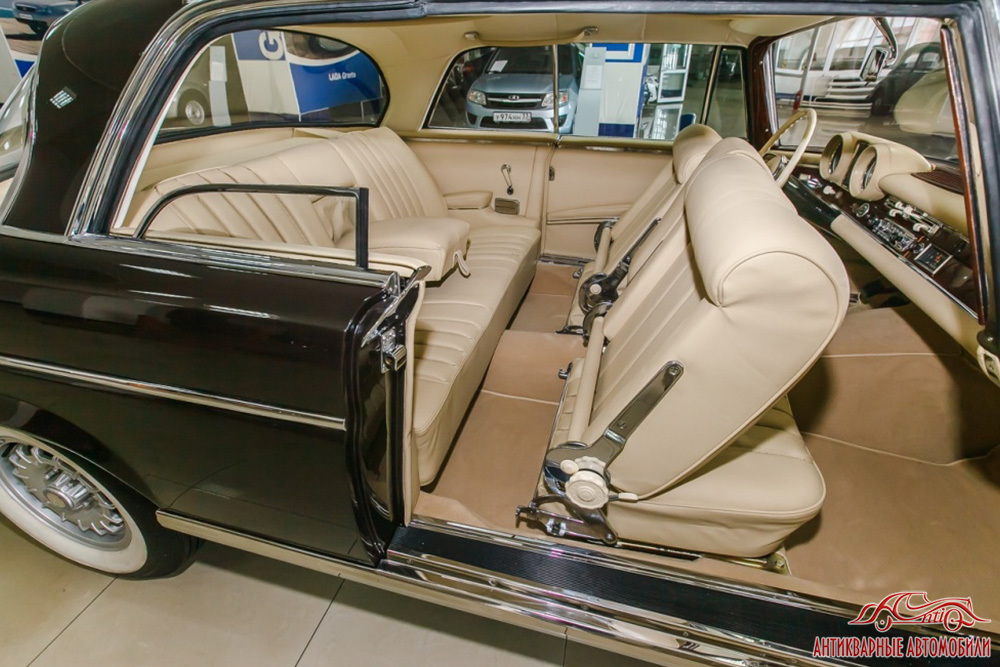 Mercedes-Benz W111 Coupe