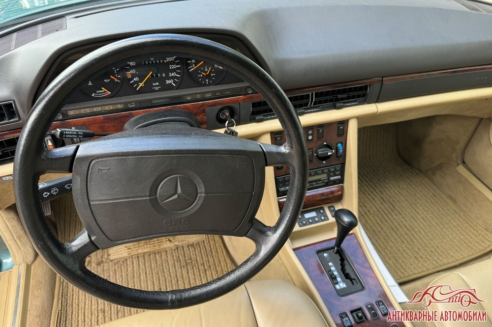 Mercedes W126 560SEC